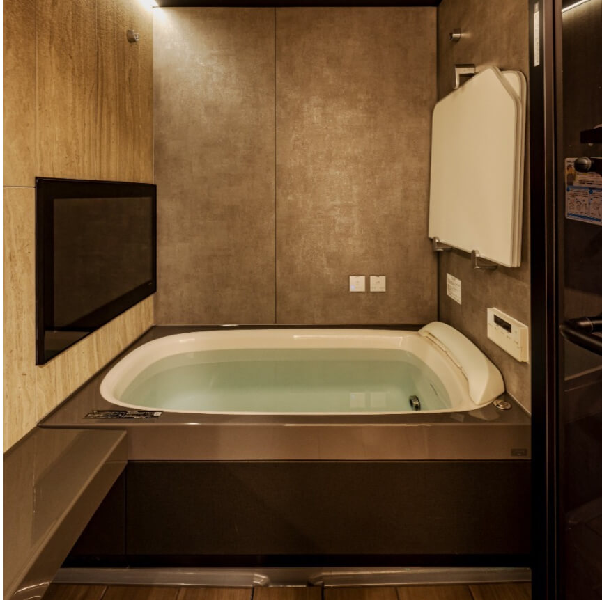 シックに新しくなった住み慣れたお住まい