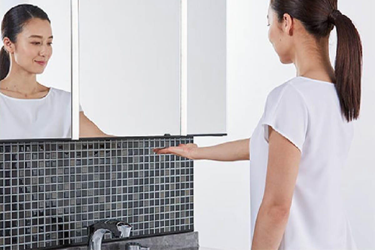 タッチレススイッチ