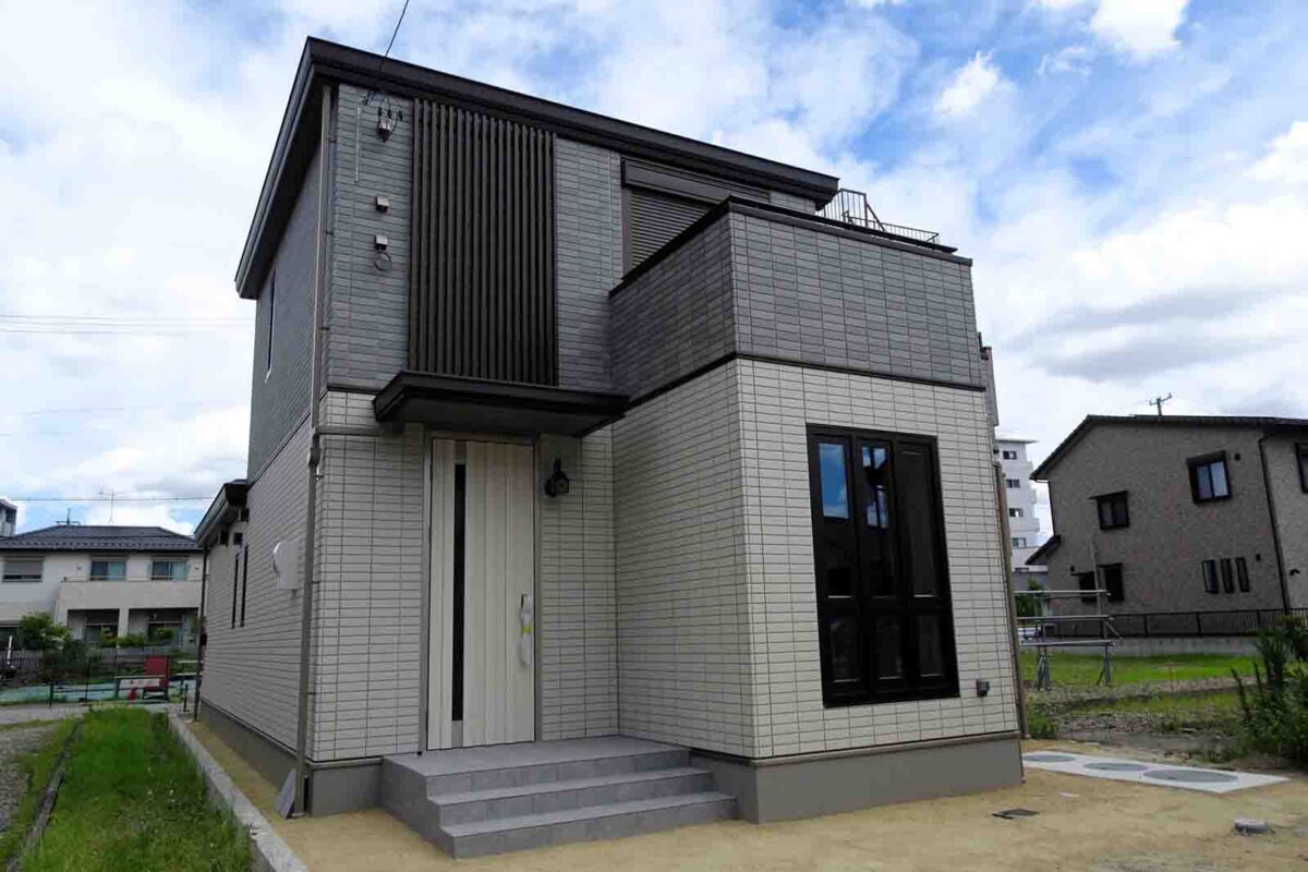 年収400万円で住宅ローンを組むなら頭金・諸費用も重要