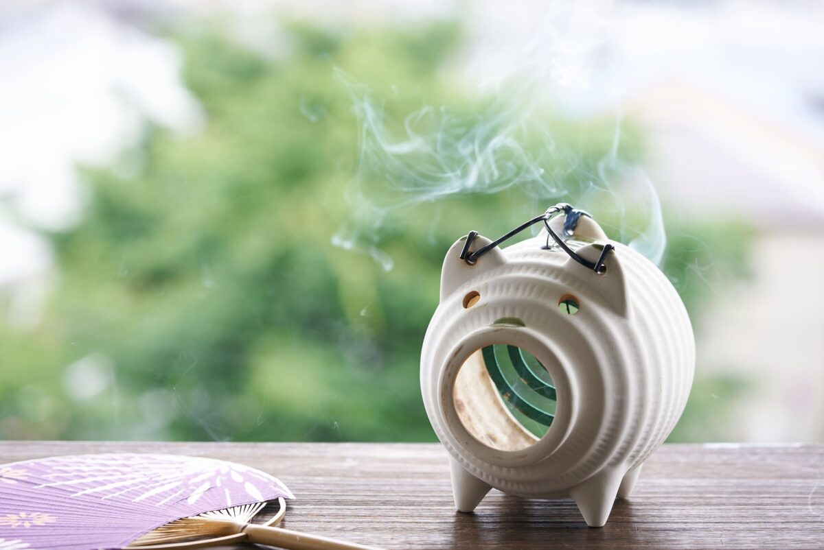 寝る時　蚊　対策