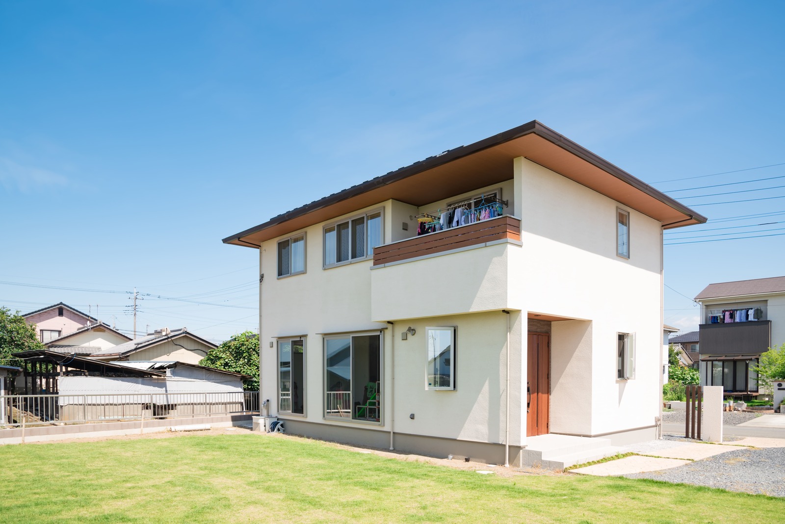 一戸建てから一戸建てに買い替える手順！ 費用や住み替えの流れを徹底解説