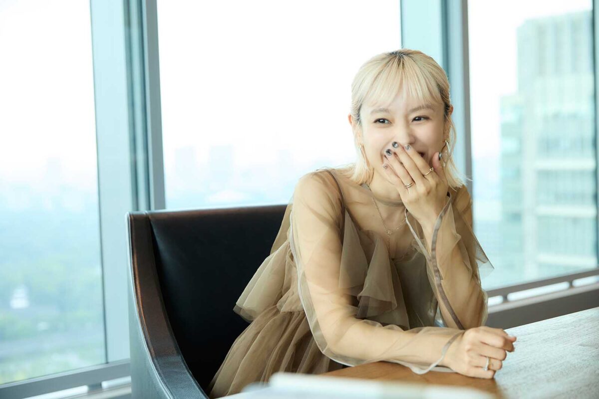 あべさんとのエピソードを語りながら