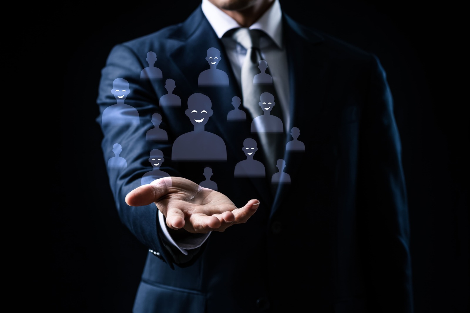 悪質な不動産買取業者の特徴とは？ 代表的な手口や見分け方を解説