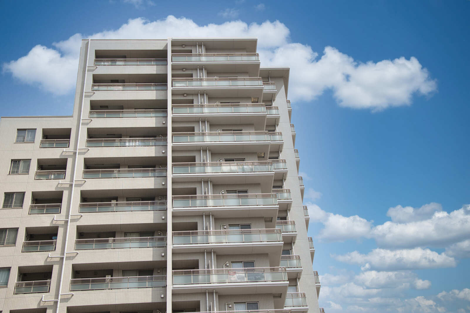 外国人の不動産登記で必要な宣誓供述書とは？手続き・必要書類・注意点を解説