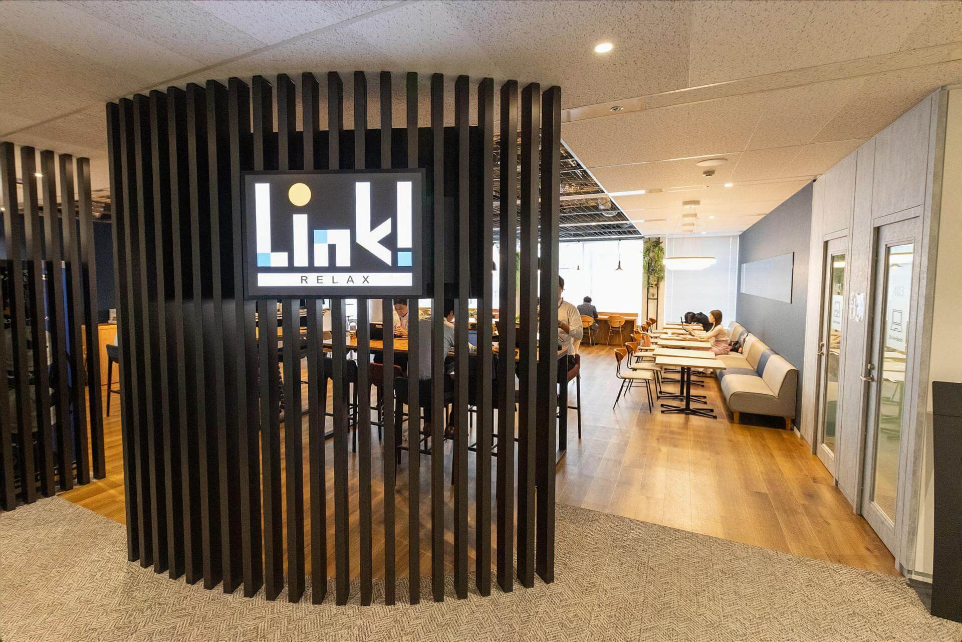 テレワークや時差勤務を推進