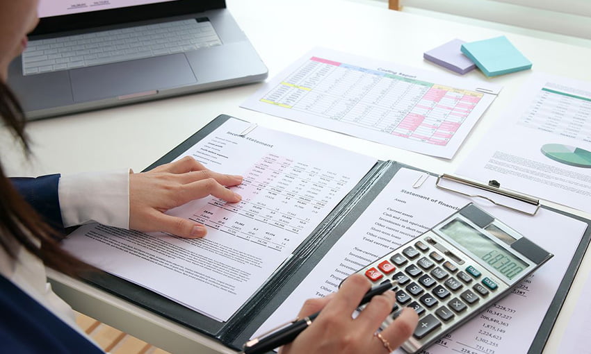 法人の事業用不動産売却における税金と特例・制度